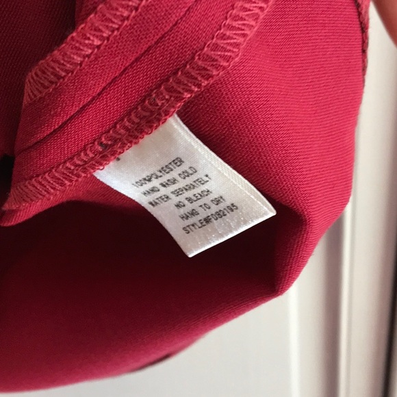 NWOT Raspberry & Black Sheath Dress - Picture 4 of 5